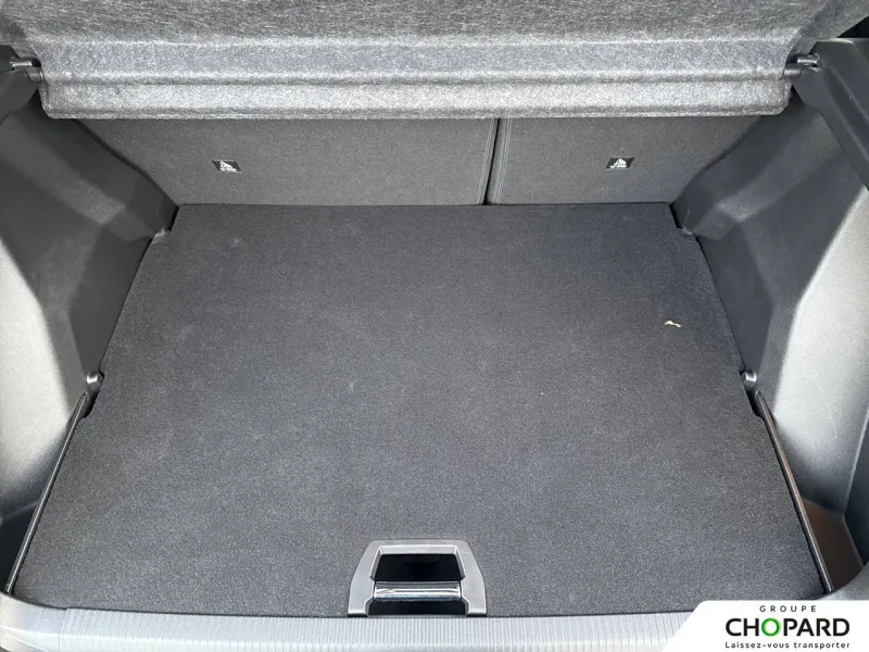 Image secondaire du véhicule 9