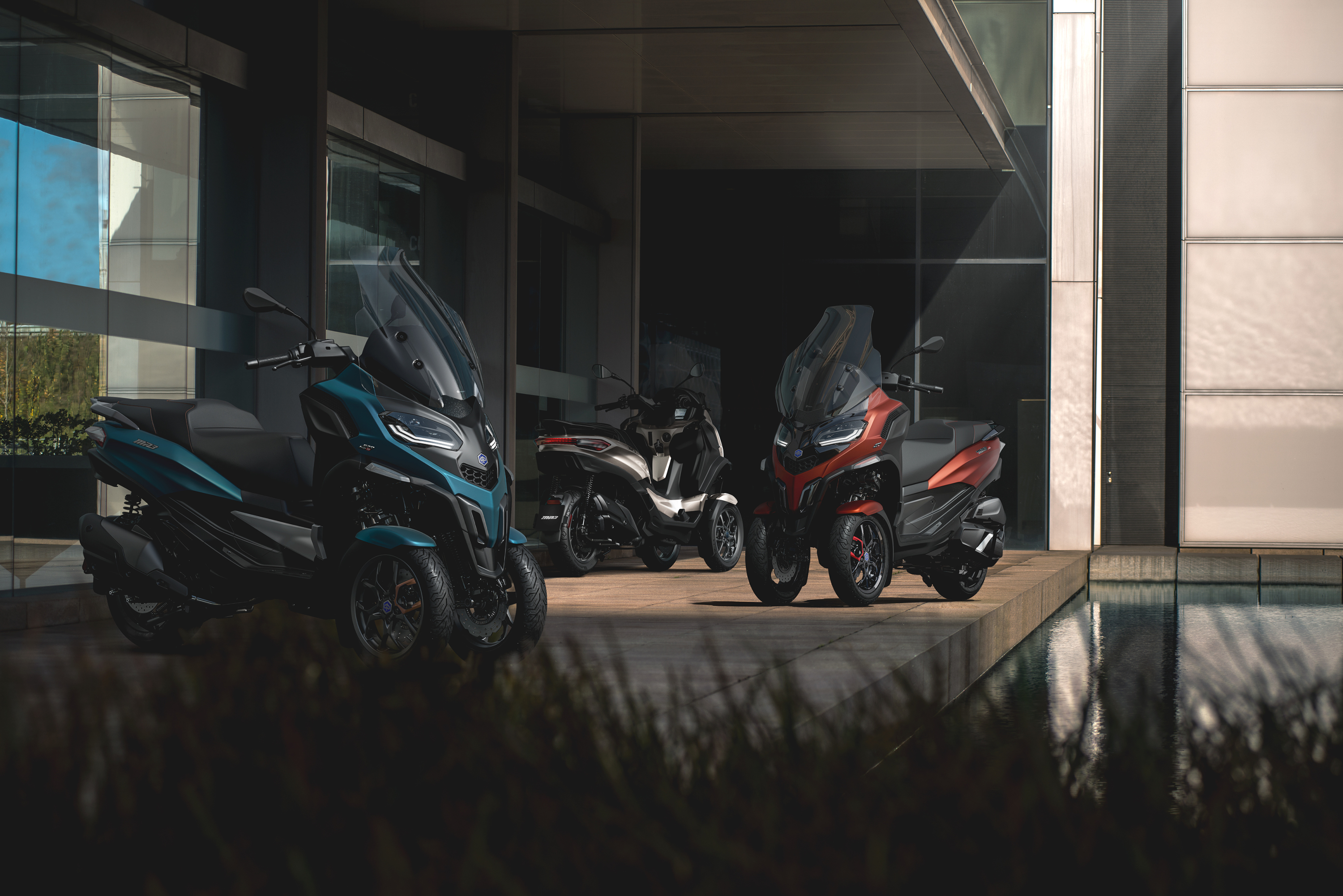 Piaggio MP3 400, Sport 400 & 530 Exclusive