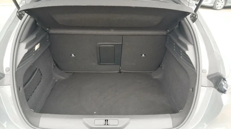 Image secondaire du véhicule 10