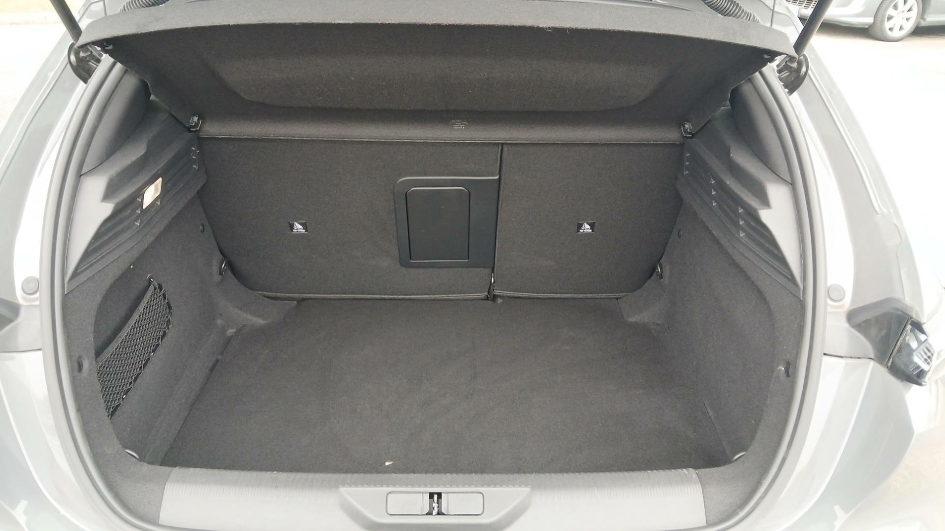 Image secondaire du véhicule 10