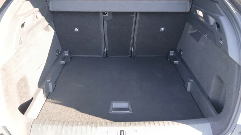 Image secondaire du véhicule 10