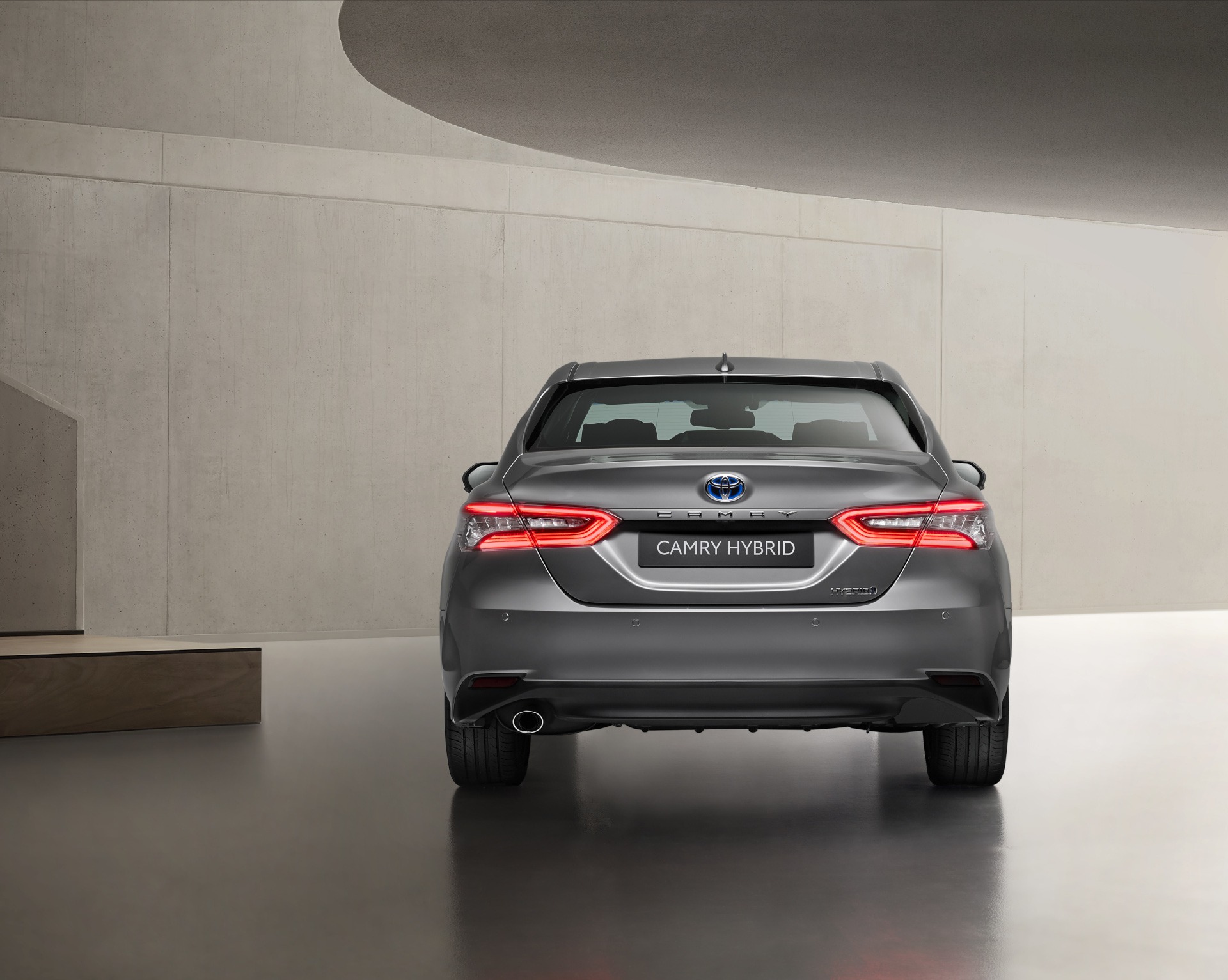 Toyota Camry face arrière