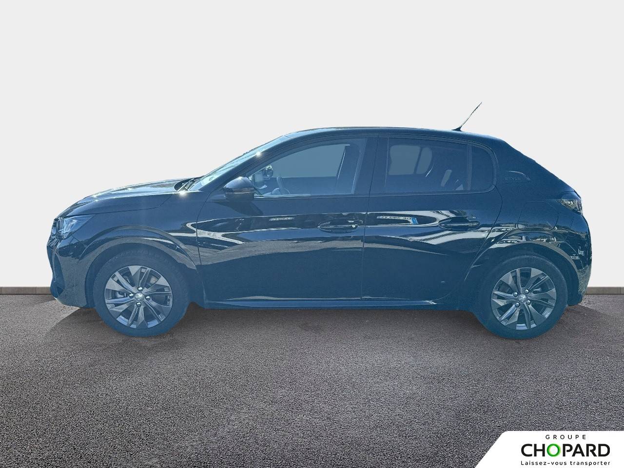 Image secondaire du véhicule 9