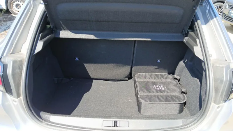 Image secondaire du véhicule 10