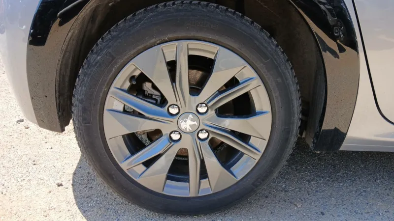 Image secondaire du véhicule 15