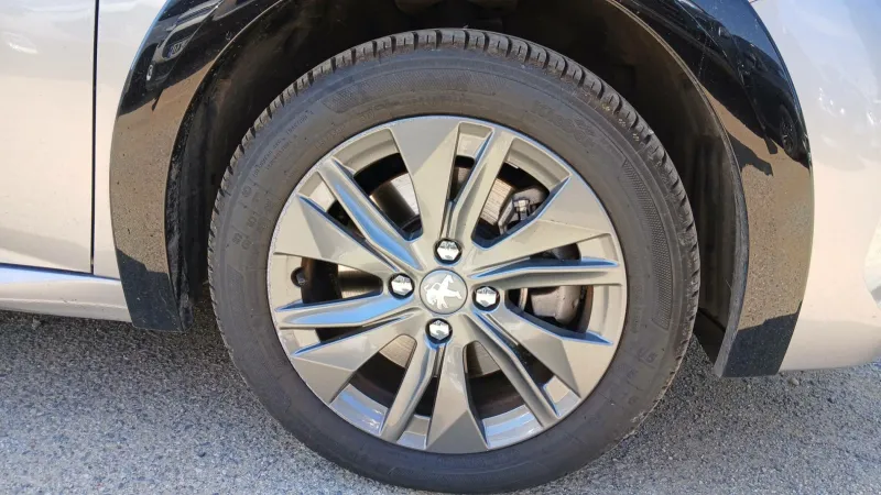 Image secondaire du véhicule 16