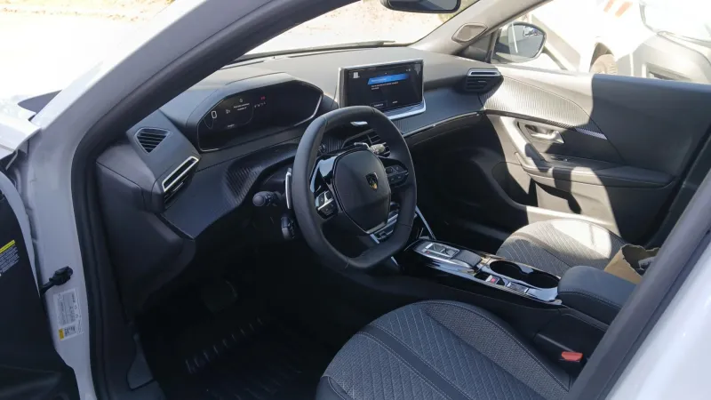 Image secondaire du véhicule 11