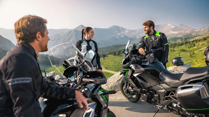 Kawasaki Versys 1100 : rassemblement