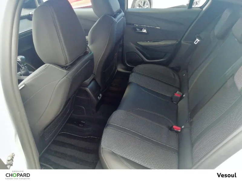 Image secondaire du véhicule 12