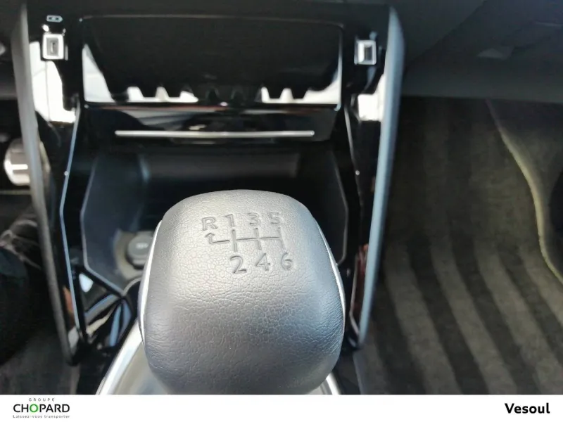 Image secondaire du véhicule 14