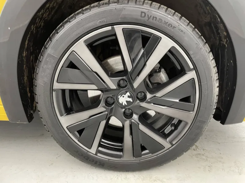 Image secondaire du véhicule 19