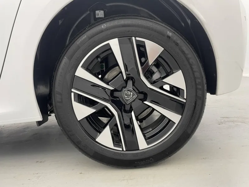 Image secondaire du véhicule 17