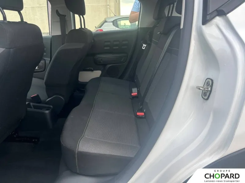 Image secondaire du véhicule 12