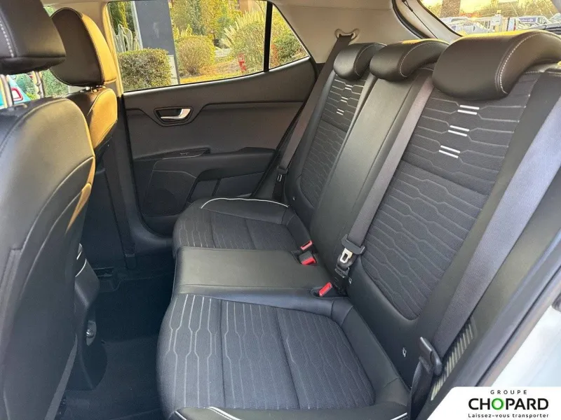 Image secondaire du véhicule 12