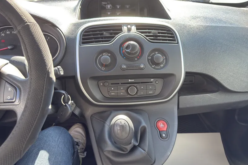 Image secondaire du véhicule 22