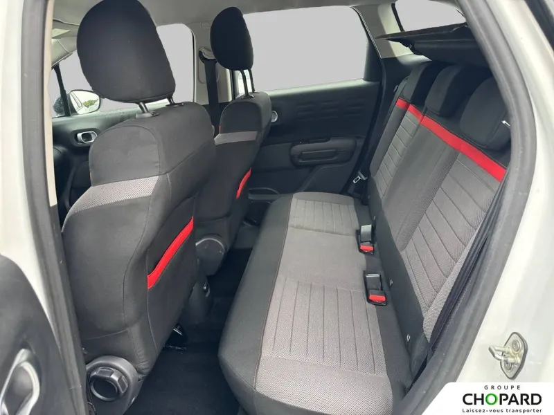 Image secondaire du véhicule 12