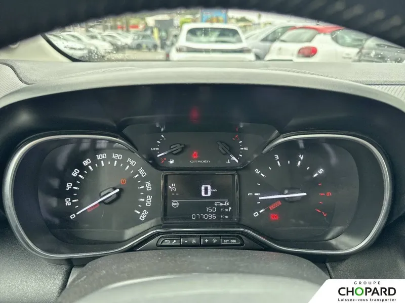 Image secondaire du véhicule 22