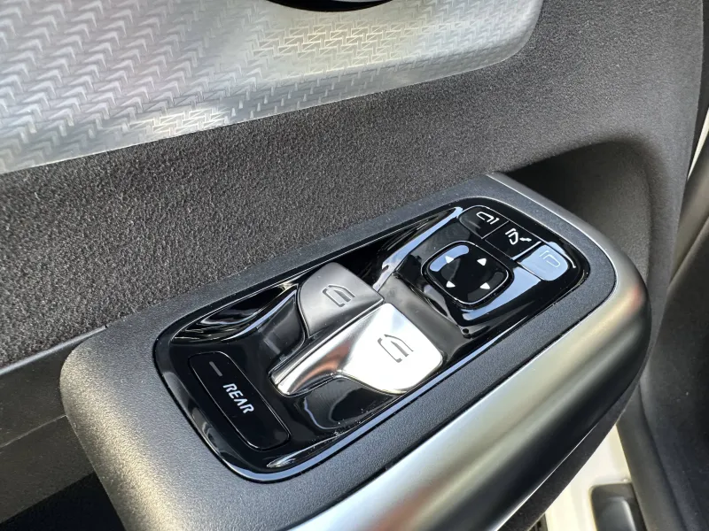 Image secondaire du véhicule 15