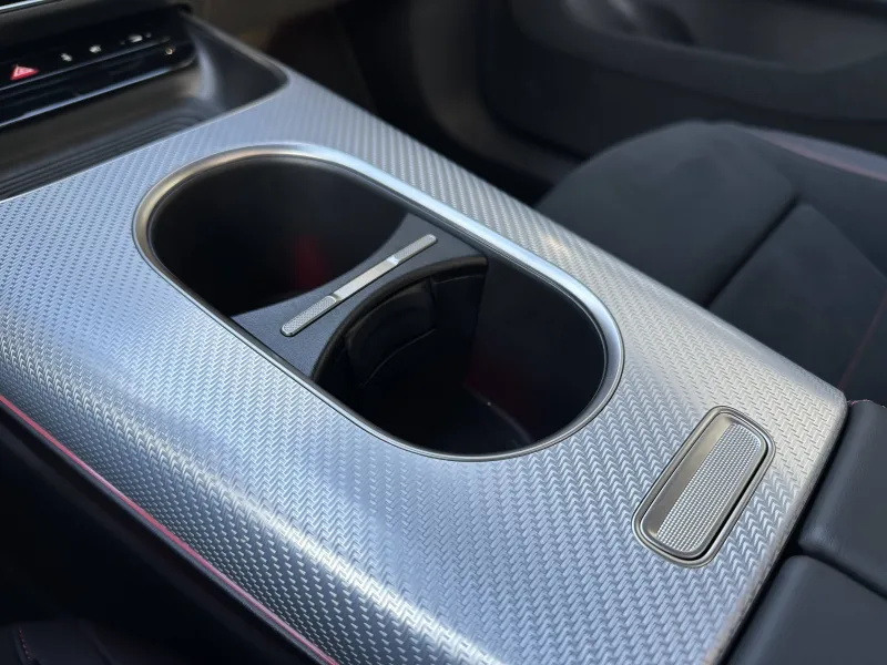 Image secondaire du véhicule 24