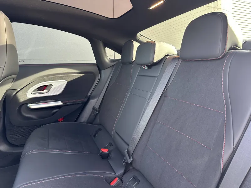 Image secondaire du véhicule 29