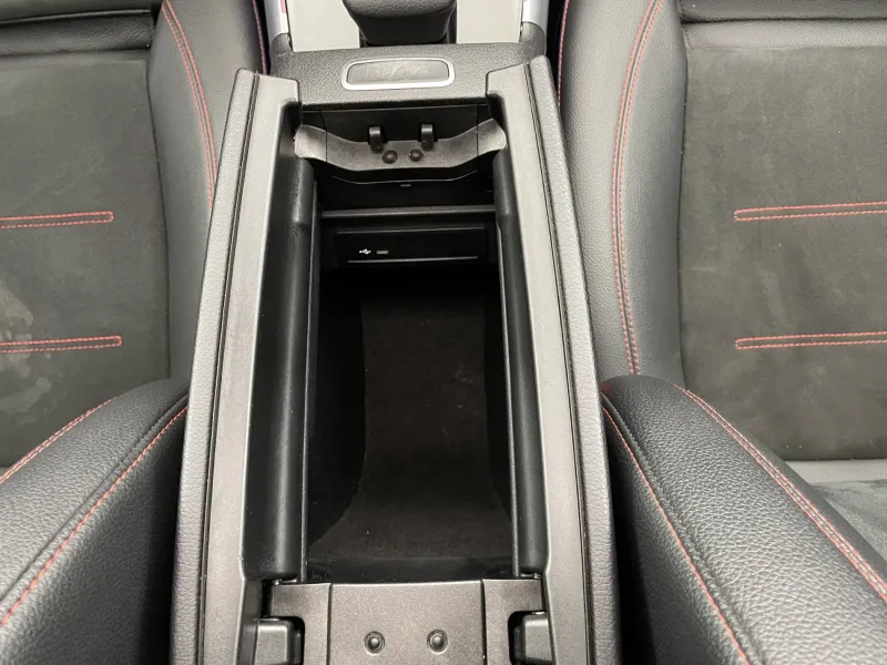 Image secondaire du véhicule 31