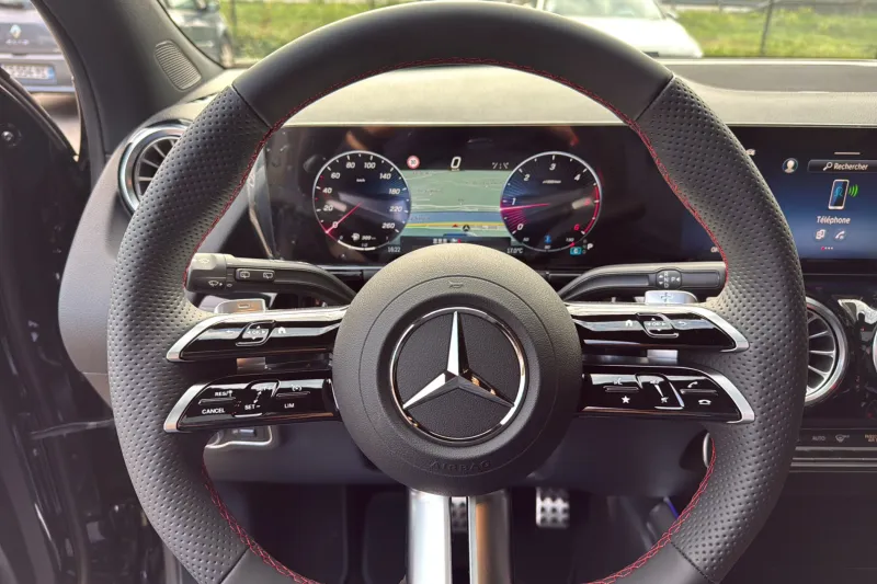 Image secondaire du véhicule 19