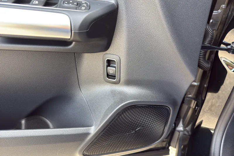 Image secondaire du véhicule 24