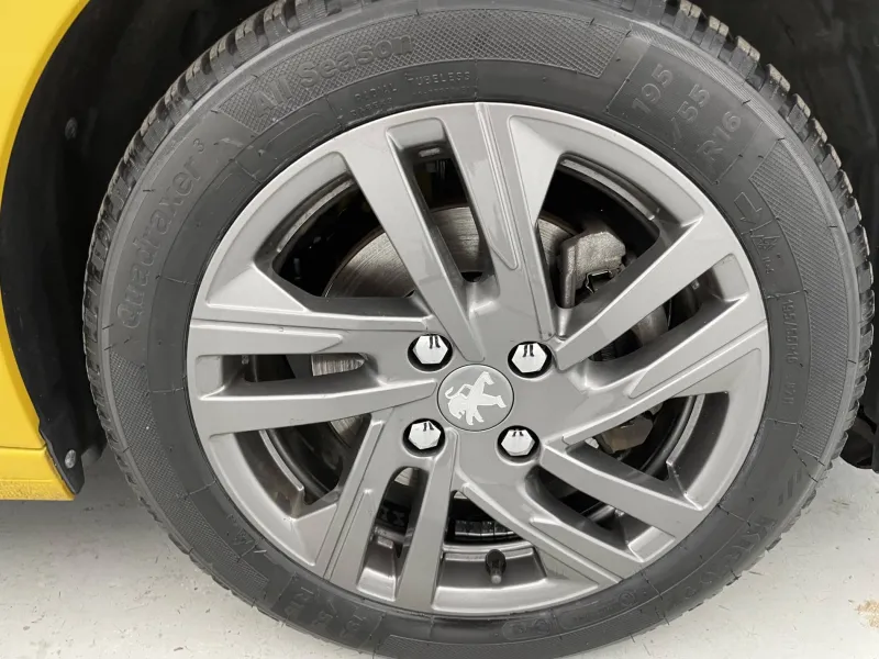 Image secondaire du véhicule 19