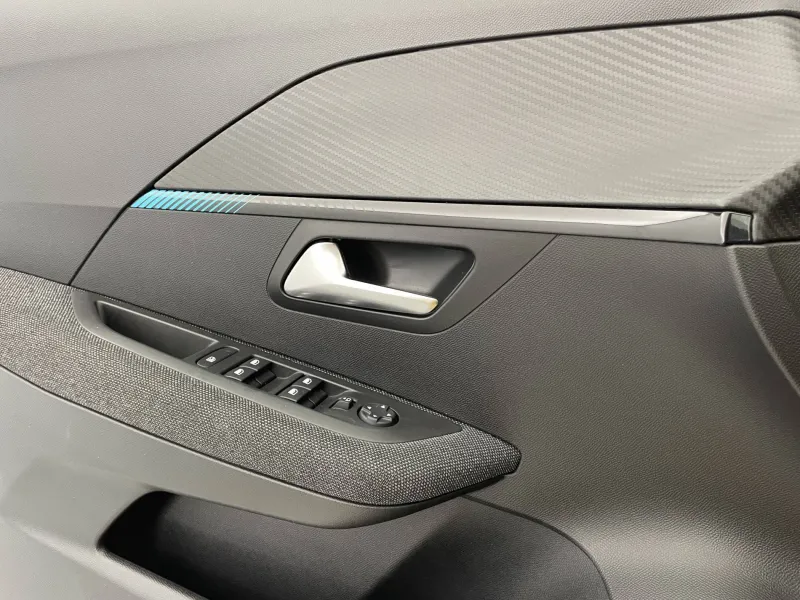 Image secondaire du véhicule 30