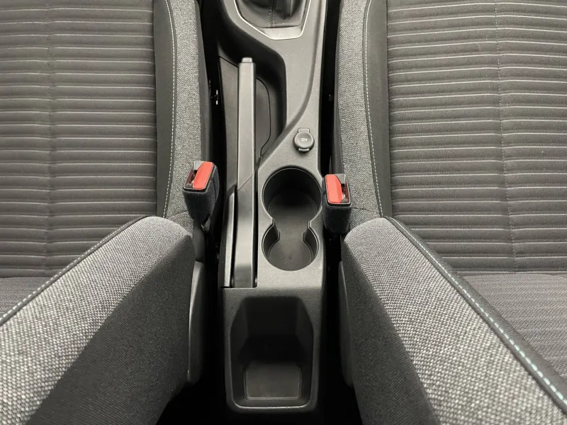 Image secondaire du véhicule 34