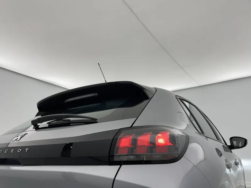 Image secondaire du véhicule 31