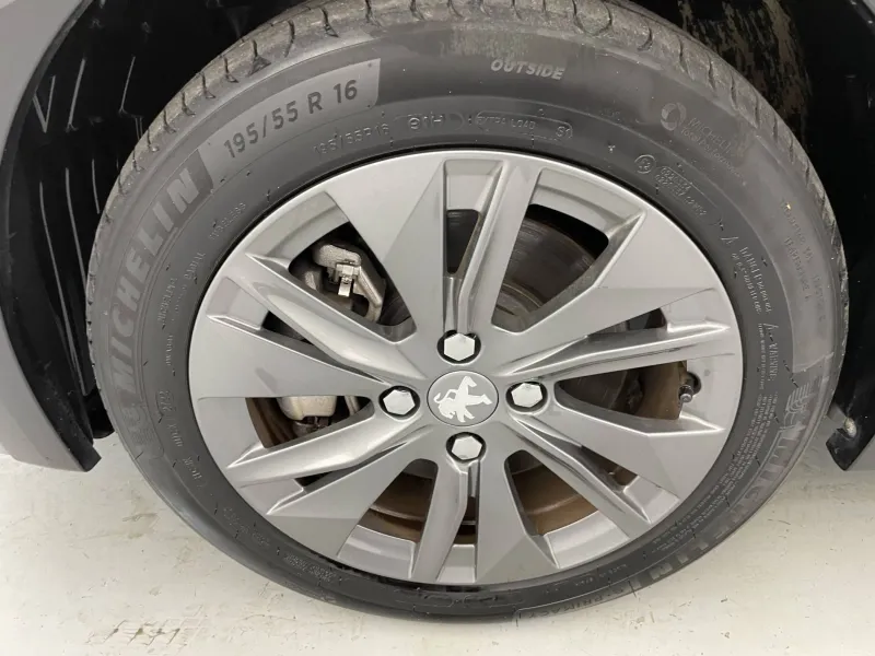 Image secondaire du véhicule 17