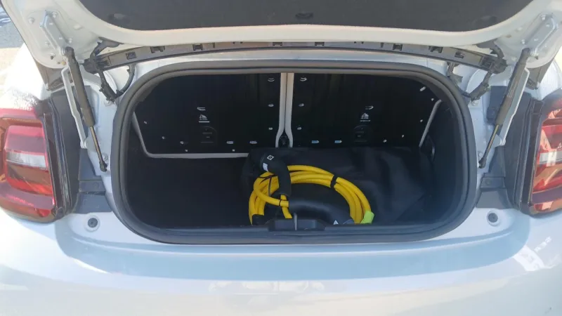 Image secondaire du véhicule 10