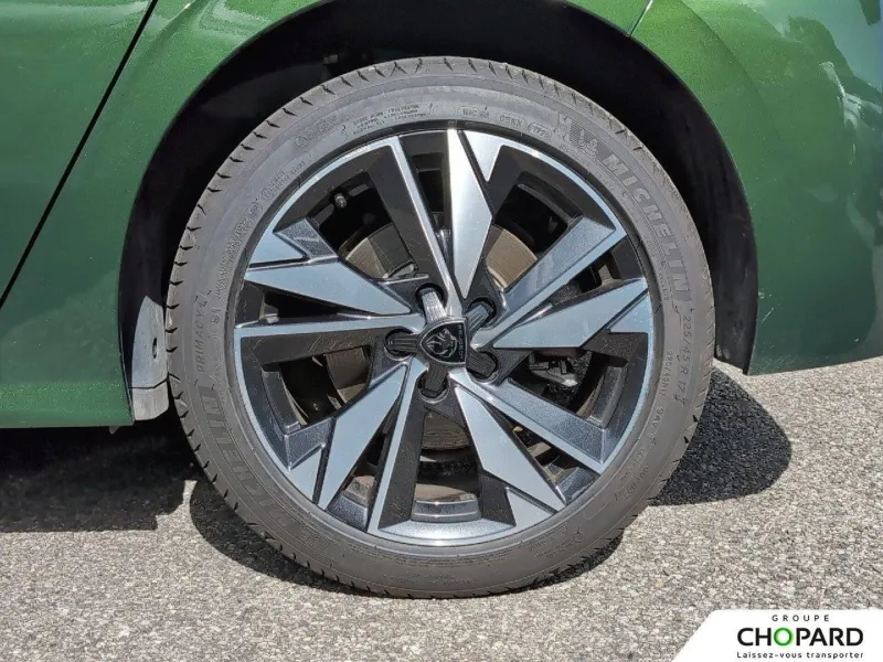 Image secondaire du véhicule 12