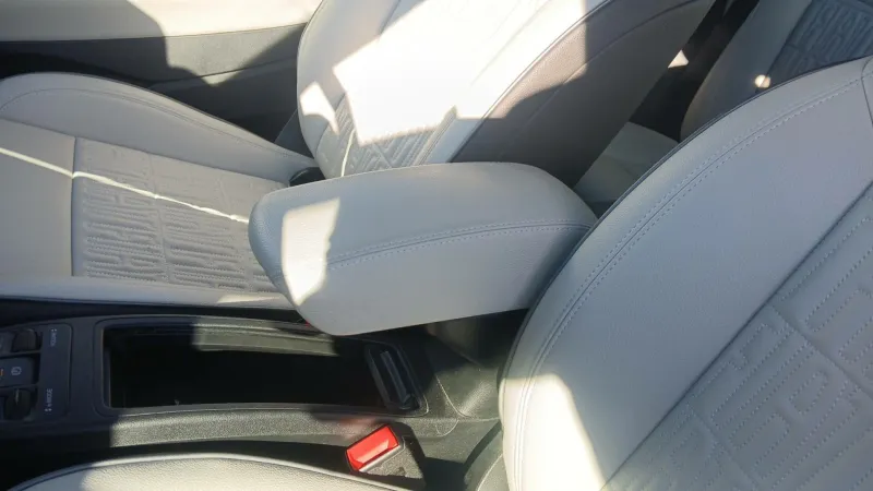 Image secondaire du véhicule 32