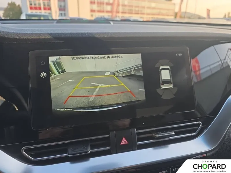 Image secondaire du véhicule 16