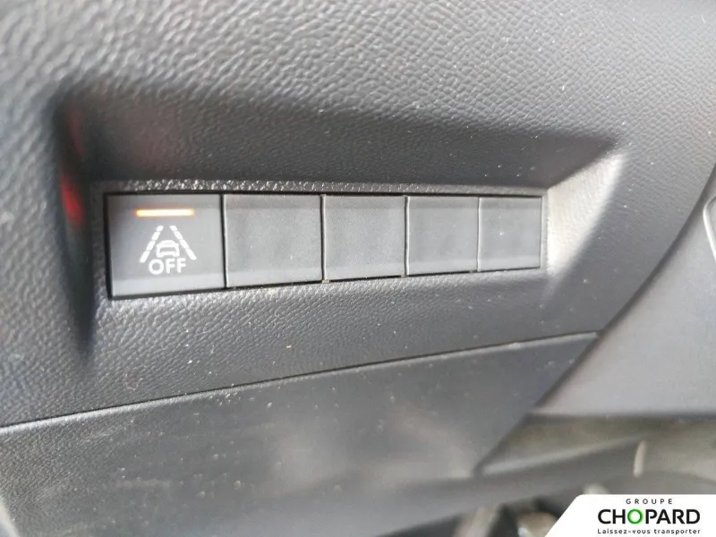 Image secondaire du véhicule 25