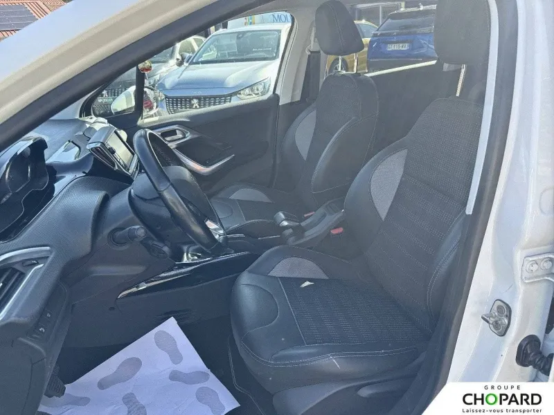 Image secondaire du véhicule 10