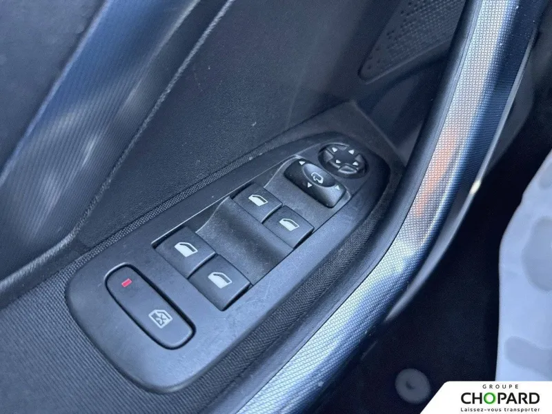 Image secondaire du véhicule 26