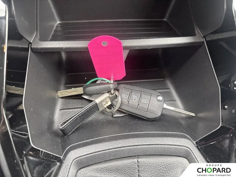 Image secondaire du véhicule 22