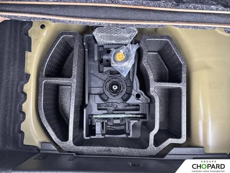 Image secondaire du véhicule 26