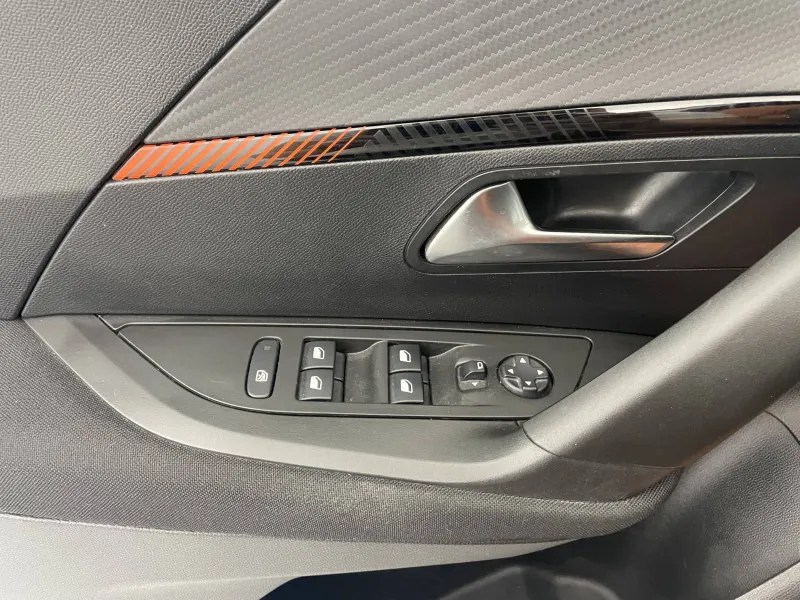 Image secondaire du véhicule 29