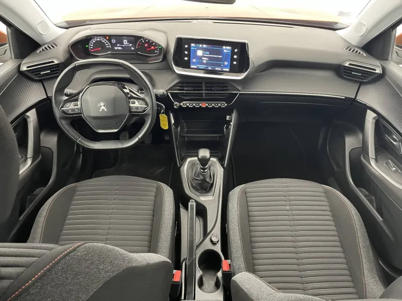 Image secondaire du véhicule 31