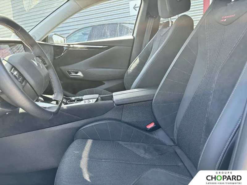 Image secondaire du véhicule 9