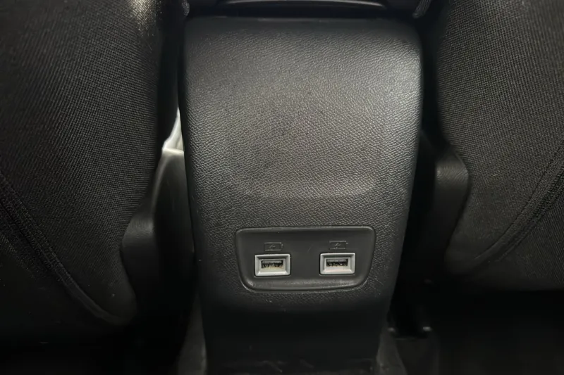 Image secondaire du véhicule 31