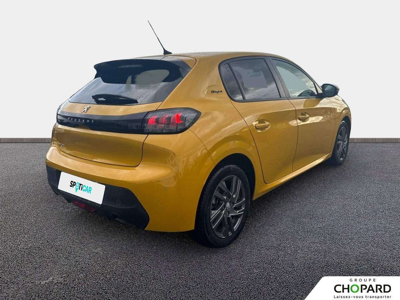 Image secondaire du véhicule 9