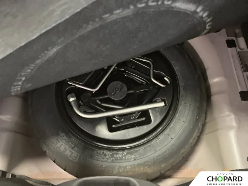 Image secondaire du véhicule 22