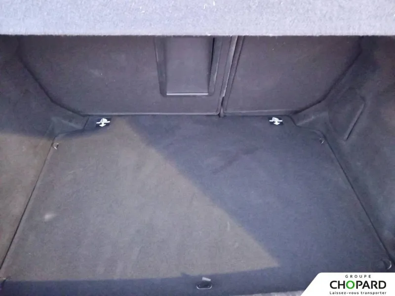 Image secondaire du véhicule 7