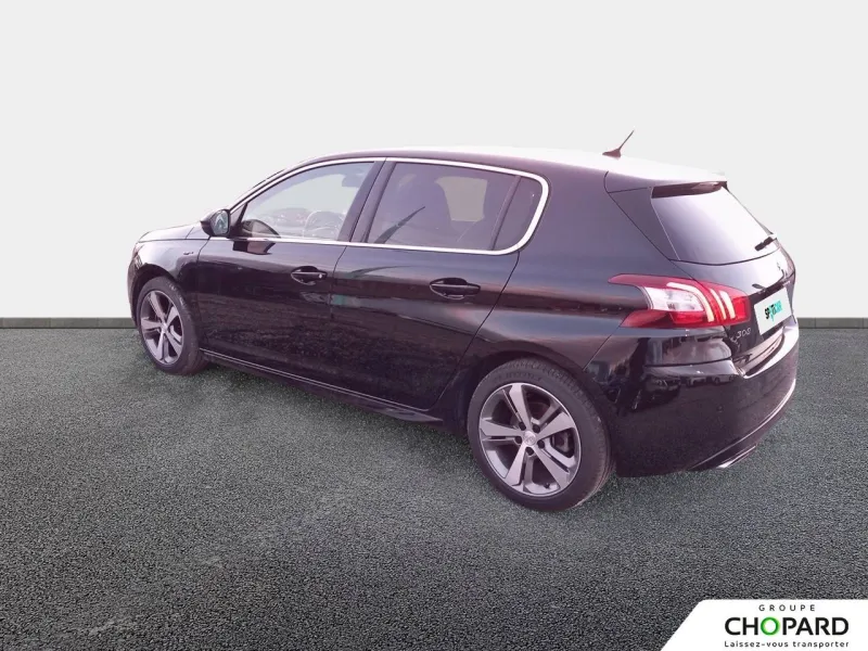 Image secondaire du véhicule 8