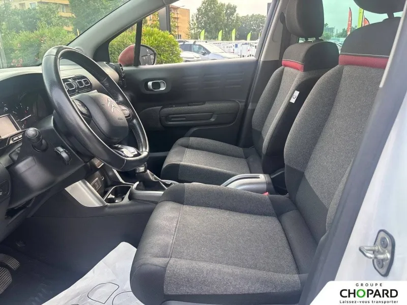 Image secondaire du véhicule 12